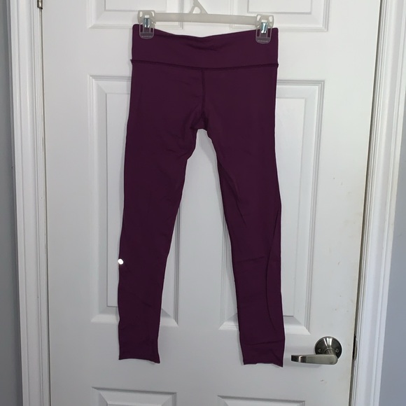 Lululemon purple leggings Sz 4 - Picture 3 of 5